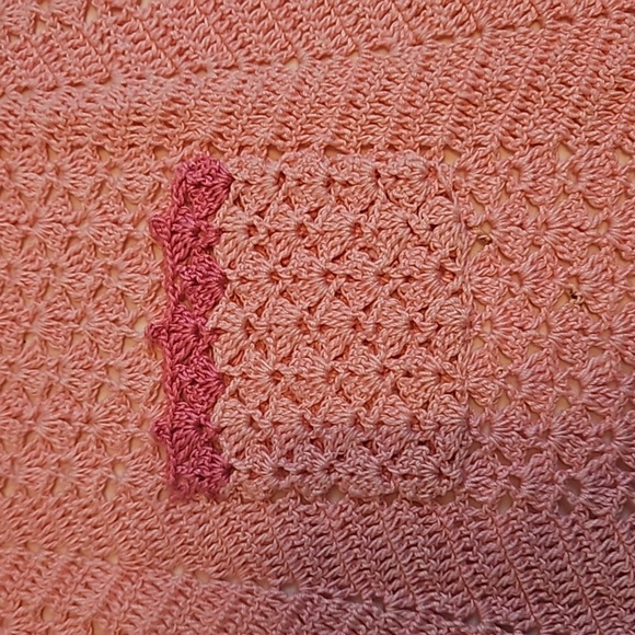 Hand Crafted Kitchen Crochet Apron Pink Vintage Cottagecore Floral open stitch - Picture 15 of 17